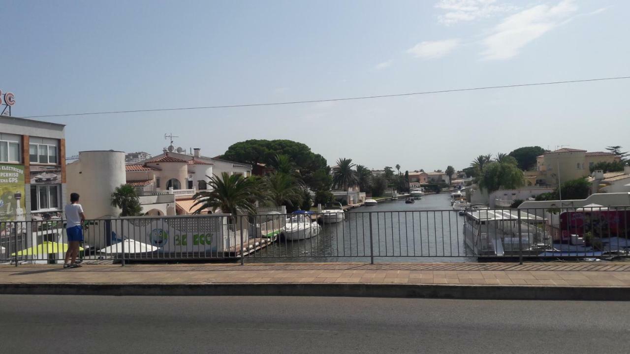 Villa Promenade Terrace Empuriabrava Exterior foto